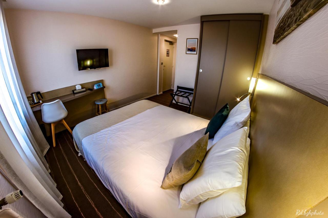 Logis Hotel Du Parc Perros-Guirec Exteriör bild
