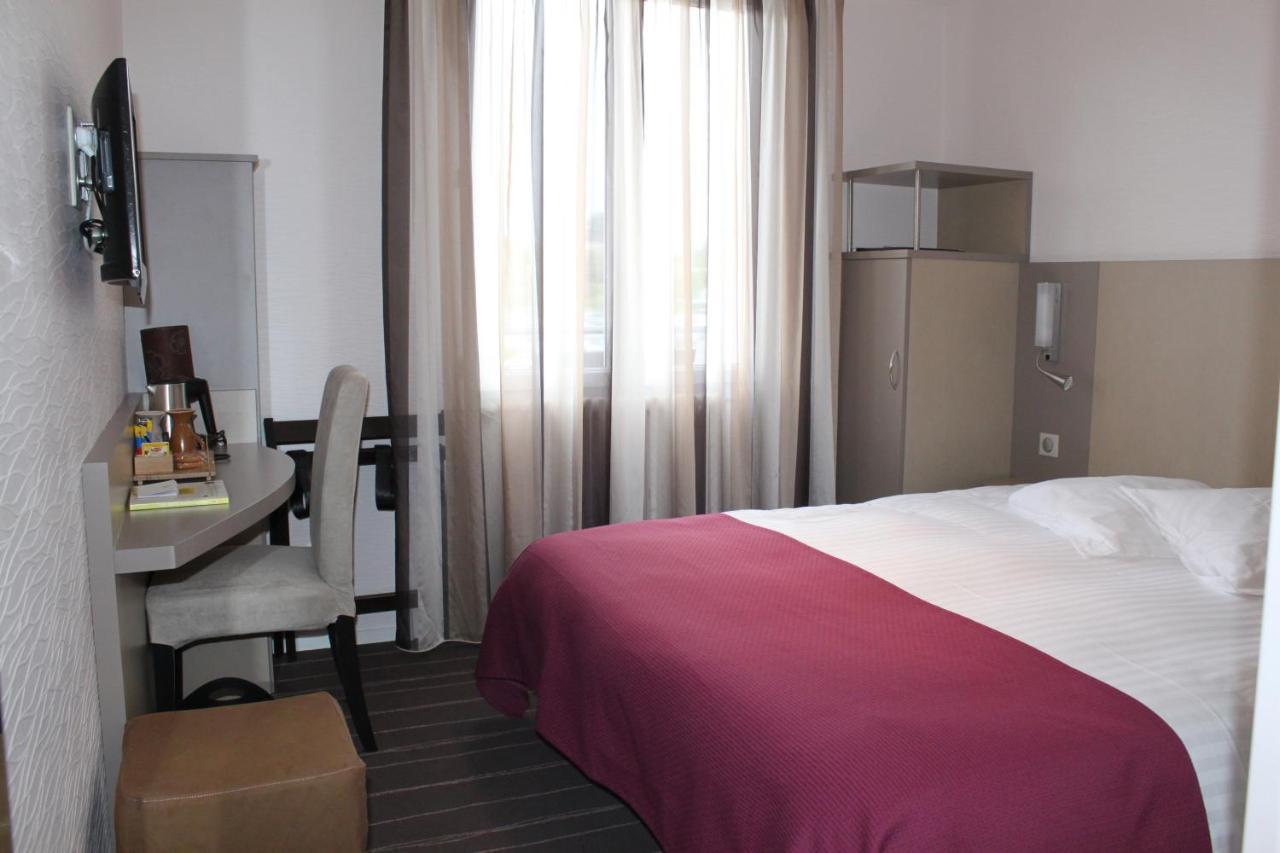 Logis Hotel Du Parc Perros-Guirec Exteriör bild